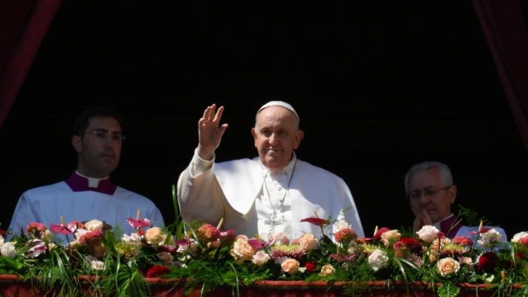 Papa Francisco: En Jesús se realizó el paso decisivo para la humanidad.